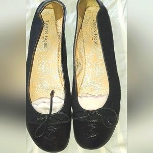 TARYN ROSE | Black, Flats w/ Flower